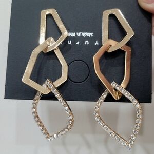 Brand New Gold Tone Dangle  Rhinestone Earrings